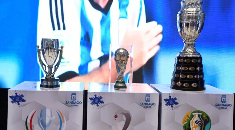 Lee más sobre el artículo Las copas de la Selección llegan a Necochea este sábado con entrada libre y gratuita